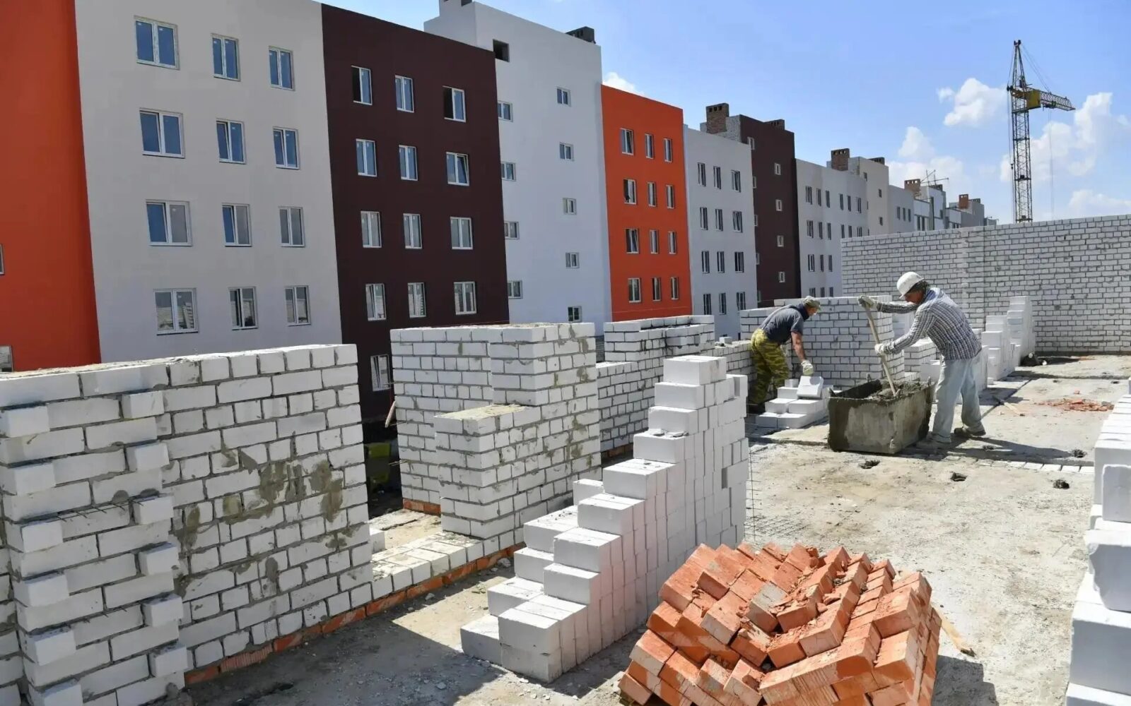 В Саратовской области разработан механизм предоставления земельных участков под реализацию масштабных инвестиционных проектов в сфере строительства. Застройщик может получить в ре…