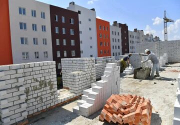 В Саратовской области разработан механизм предоставления земельных участков под реализацию масштабных инвестиционных проектов в сфере строительства. Застройщик может получить в ре…