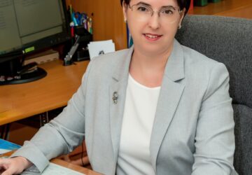 Учитель информатики из Саратова представляет регион на конкурсе «Учитель года России» В Белгороде стартует заключительный этап Всероссийского конкурса «Учитель года России». На гл…