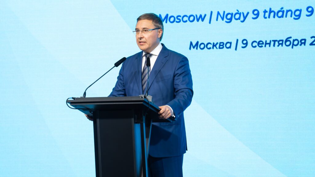 Дмитрий Чернышенко: Кооперация компетенций и передовых разработок придаст дополнительную динамику стратегическому партнерству России и Вьетнама. 🇷🇺🇻🇳Вице-премьер Дмитрий Чернышенк…