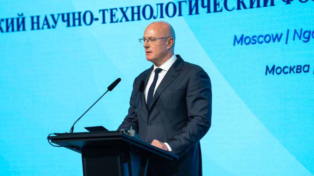 Дмитрий Чернышенко: Кооперация компетенций и передовых разработок придаст дополнительную динамику стратегическому партнерству России и Вьетнама. 🇷🇺🇻🇳Вице-премьер Дмитрий Чернышенк…
