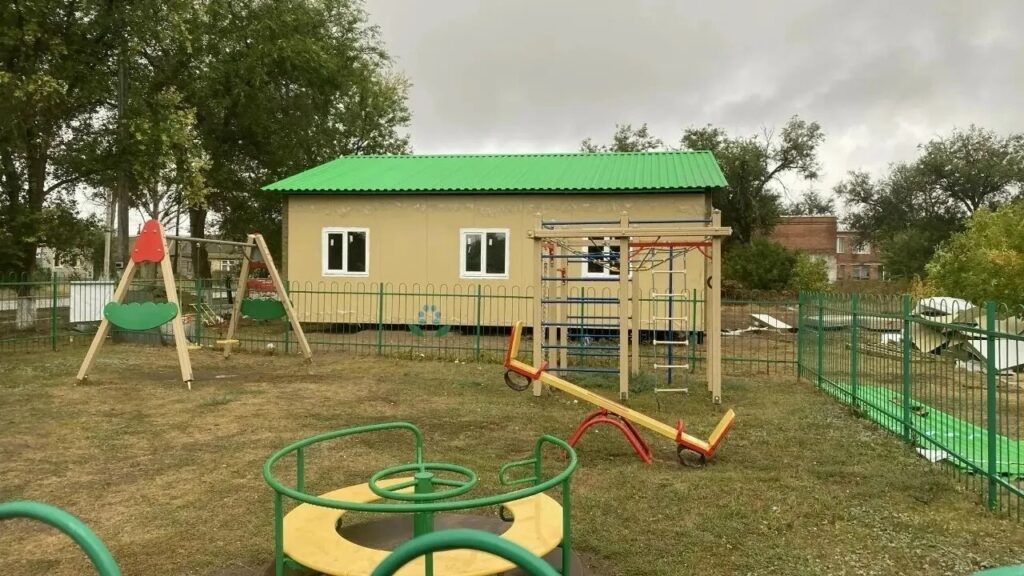 Здоровье ближе к дому: в селе Пылковка уже на 50% возведён новый ФАП В селе Пылковка Балаковского района продолжаются активные работы по строительству современного модульного фель…