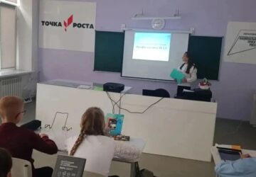 B рамках Всероссийской акции «Безопасность детства» и регионального проекта «Территория безопасного детства» 10 сентября 2026 года в МБОУ- СОШ № 3 города Аркадака прошли мероприят…