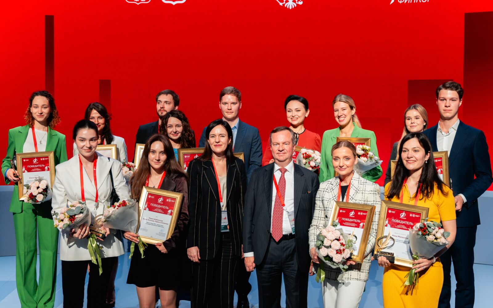 Награды нашли своих победителей! На МФФ-2026 объявили лауреатов Национальной премии в области финансовой и экономической журналистики «Финкор». Награды получили представители трад…