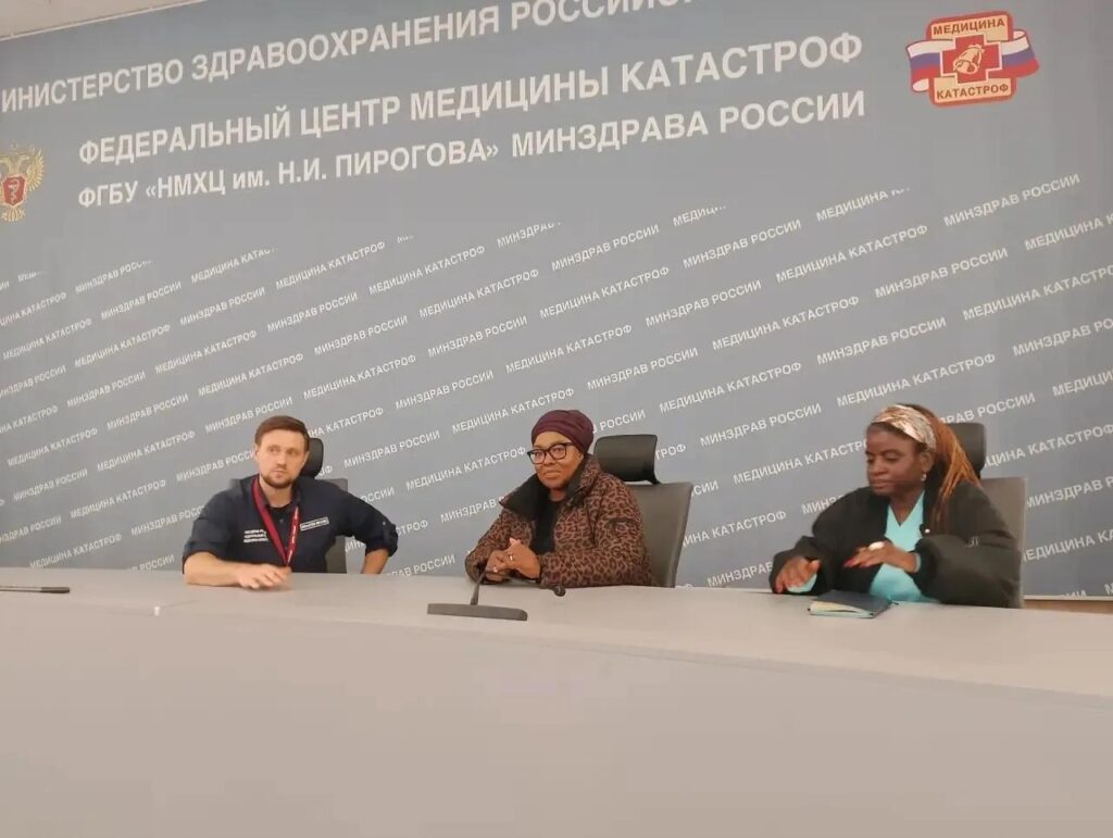 🇺🇳🇦 Россия и Намибия укрепляют сотрудничество в сфере здравоохранения Министр здравоохранения РФ Михаил Мурашко и заместитель министра здравоохранения и социальных служб Республик…