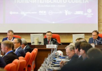 Министр строительства и ЖКХ РФ Ирек Файзуллин выступил на заседании Попечительского совета НИУ МГСУ Заседание состоялось под председательством вице-премьера, Председателя Попечите…