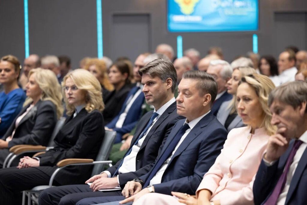 Статс-секретарь – заместитель Министра обороны РФ, председатель Государственного фонда «Защитники Отечества» Анна Цивилева приняла участие в торжественном мероприятии, посвященном…
