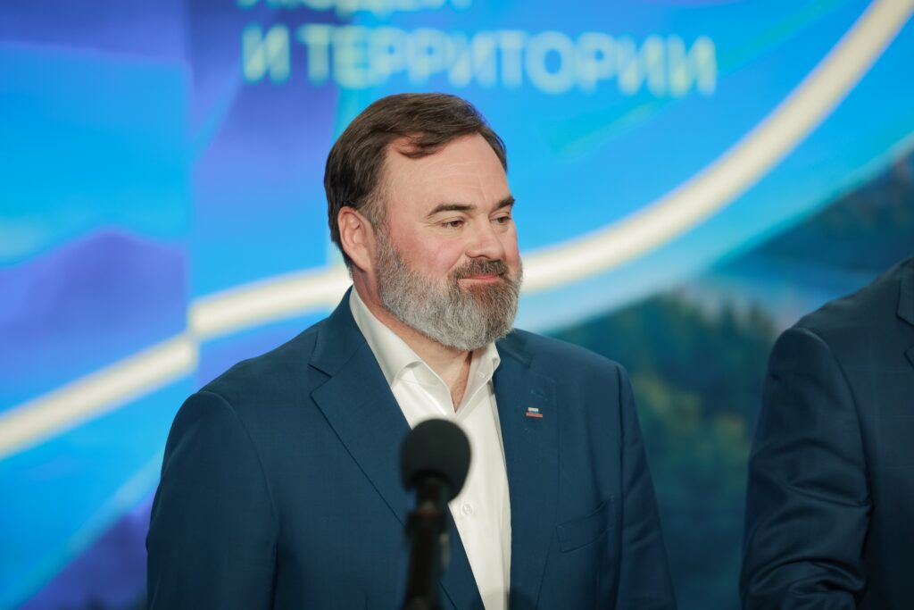 С любовью к малой родине ❤ Сегодня в [club219608091|Национальном центре «Россия»] наградили победителей и призеров [club1619311|XXIII сезона Всероссийского конкурса «Моя страна – …